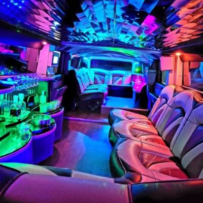 Hummer Blanca en Barcelona | Todo Limusinas Barcelona | Alquiler Limusinas Hummer Blanca en Barcelona | Todo Limusinas Barcelona | Alquiler Limusinas