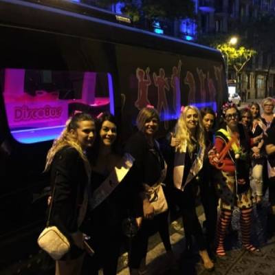 MiniDiscoBus Negro en Barcelona | Todo Limusinas Barcelona | Alquiler Limusinas MiniDiscoBus Negro en Barcelona | Todo Limusinas Barcelona | Alquiler Limusinas